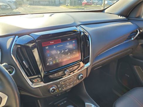 Used 2023 Chevrolet Traverse RS w/ LPO, Floor Liner Package image 26