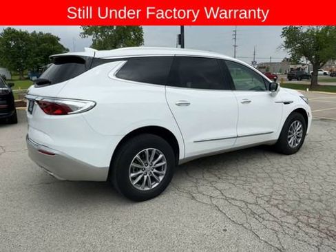 Used 2024 Buick Enclave Essence w/ Technology Package FWD image 8