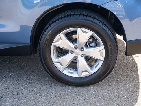 Used 2016 Subaru Forester 2.5i Premium w/ All-Weather Package AWD/4WD image 12