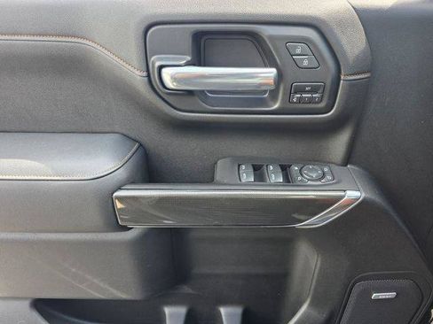 Certified 2021 GMC Sierra 1500 AT4 w/ AT4 Premium Package AWD/4WD image 33