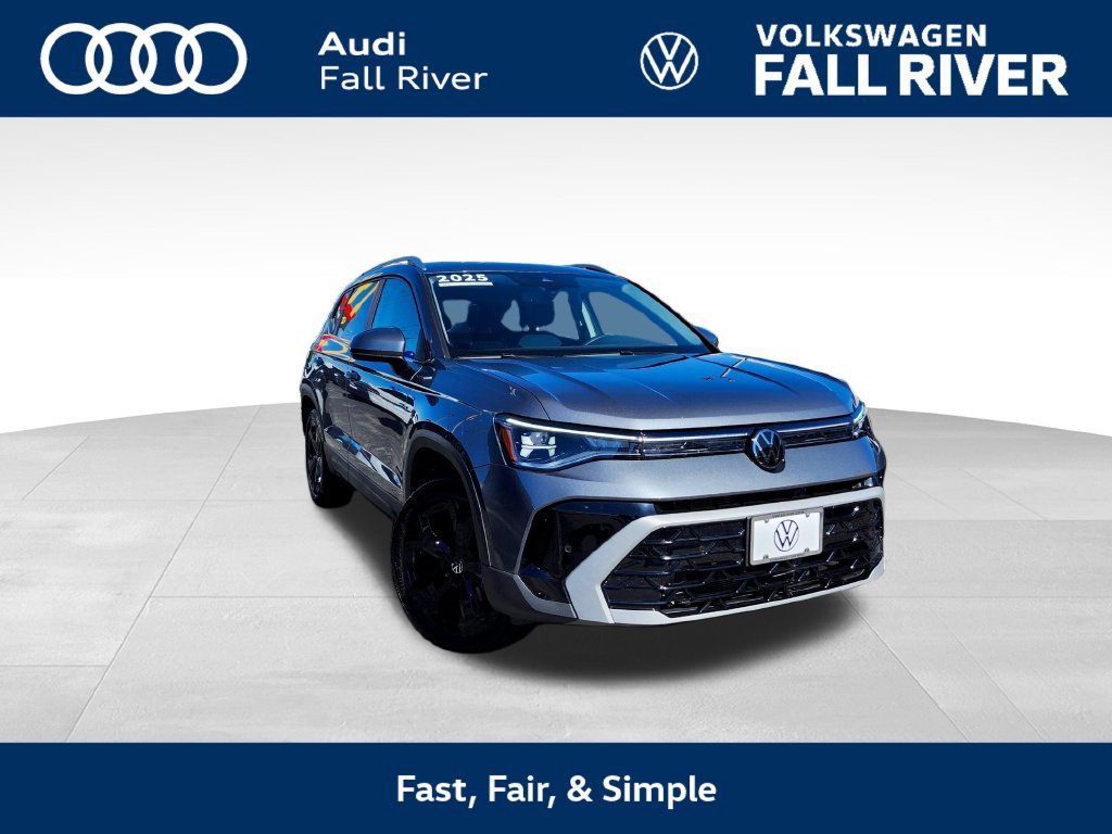Used 2025 Volkswagen Taos SEL w/ Black Wheel Plus Package AWD/4WD image 1
