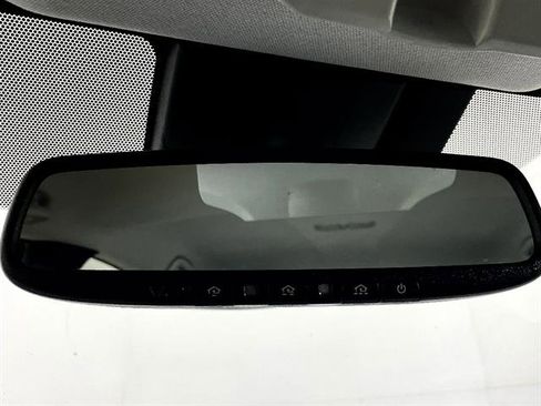 Used 2020 Toyota Prius XLE w/ Advanced Technology Package image 20