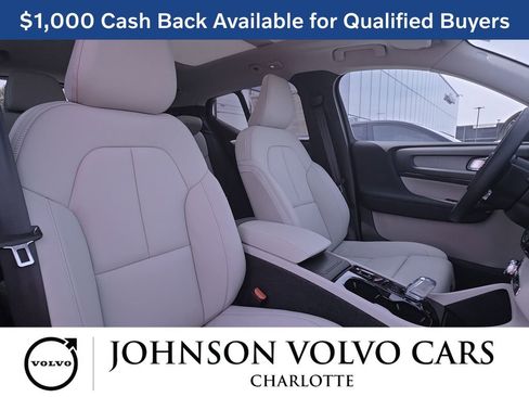 New 2026 Volvo XC40 B5 Plus w/ Protection Package Premier image 10