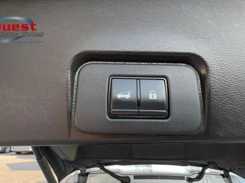 Used 2024 Nissan Rogue SV w/ SV Premium Package AWD/4WD image 20