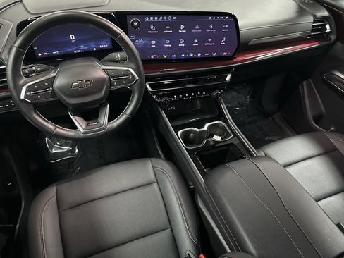 Used 2025 Chevrolet Traverse Z71 AWD/4WD image 13