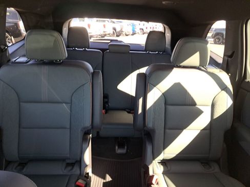 New 2026 GMC Acadia AT4 w/ Luxury Package image 38