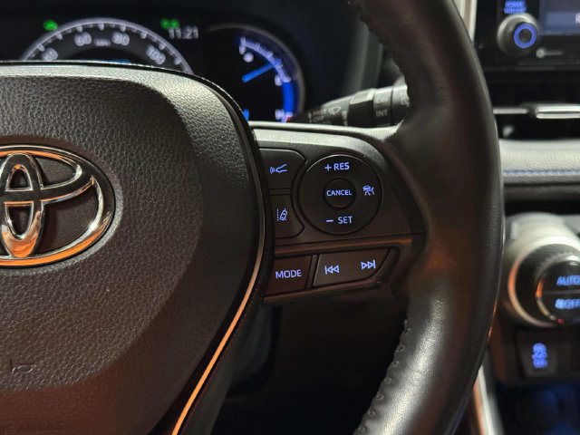 Used 2020 Toyota RAV4 XSE w/ XSE Grade Weather Package AWD/4WD image 17
