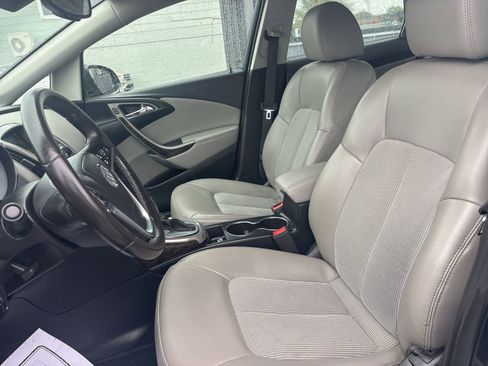 Used 2015 Buick Verano FWD image 11
