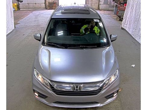 Used 2019 Honda Odyssey EX-L image 2