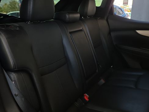 Used 2020 Nissan Rogue Sport SL image 20