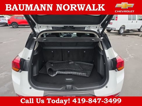 Used 2022 Buick Encore GX Essence w/ Experience Buick Package AWD/4WD image 63