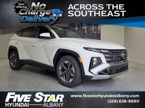 New 2026 Hyundai Tucson SEL FWD image 1