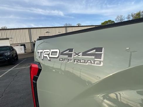 Used 2025 Toyota Tundra SR5 w/ TRD Off-Road Premium Package AWD/4WD image 39
