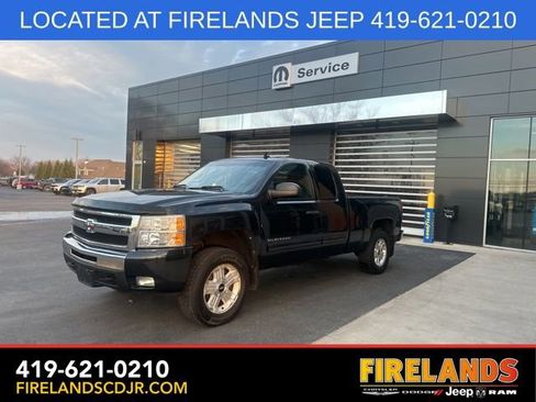 Used 2010 Chevrolet Silverado 1500 LT w/ Power Pack Plus image 3