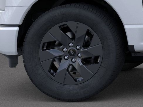 New 2025 Ford F150 Lightning Flash image 20