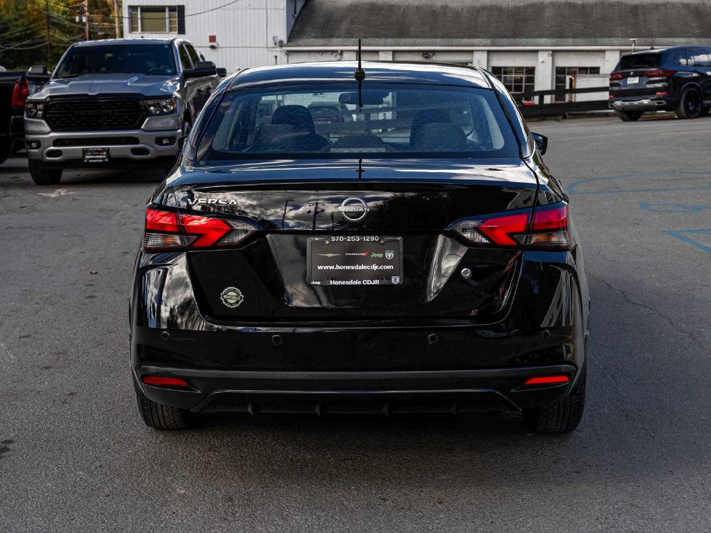Used 2024 Nissan Versa S w/ Trunk Package FWD image 5