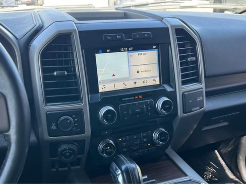 Used 2017 Ford F150 Lariat w/ Equipment Group 502A Luxury image 38