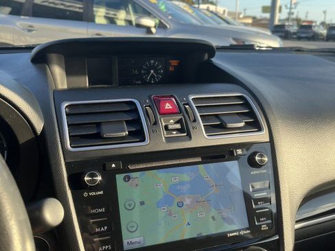 Used 2018 Subaru Forester 2.5i Touring w/ Popular Package #3B image 19