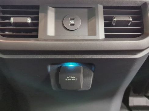 Used 2026 Ford F150 Lariat AWD/4WD image 36