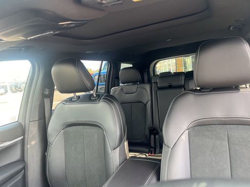 New 2026 Jeep Grand Cherokee L 4WD image 4