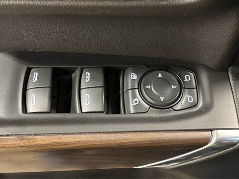 Used 2019 GMC Sierra 1500 SLT image 18