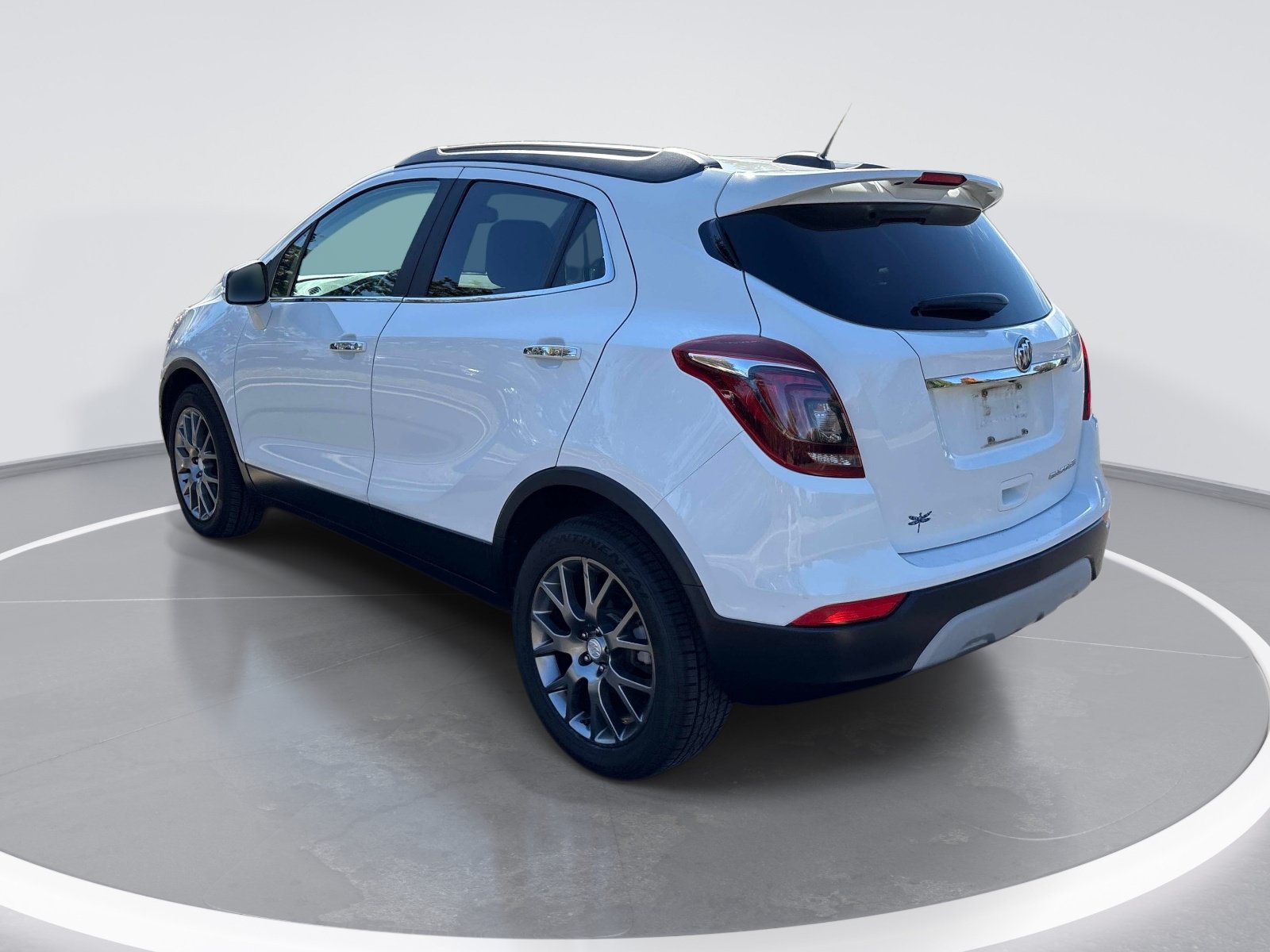 Used 2019 Buick Encore Sport Touring FWD image 6