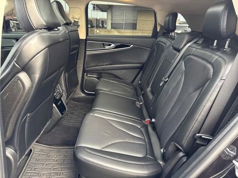 Certified 2023 Lincoln Nautilus Reserve w/ Monochromatic Package image 30