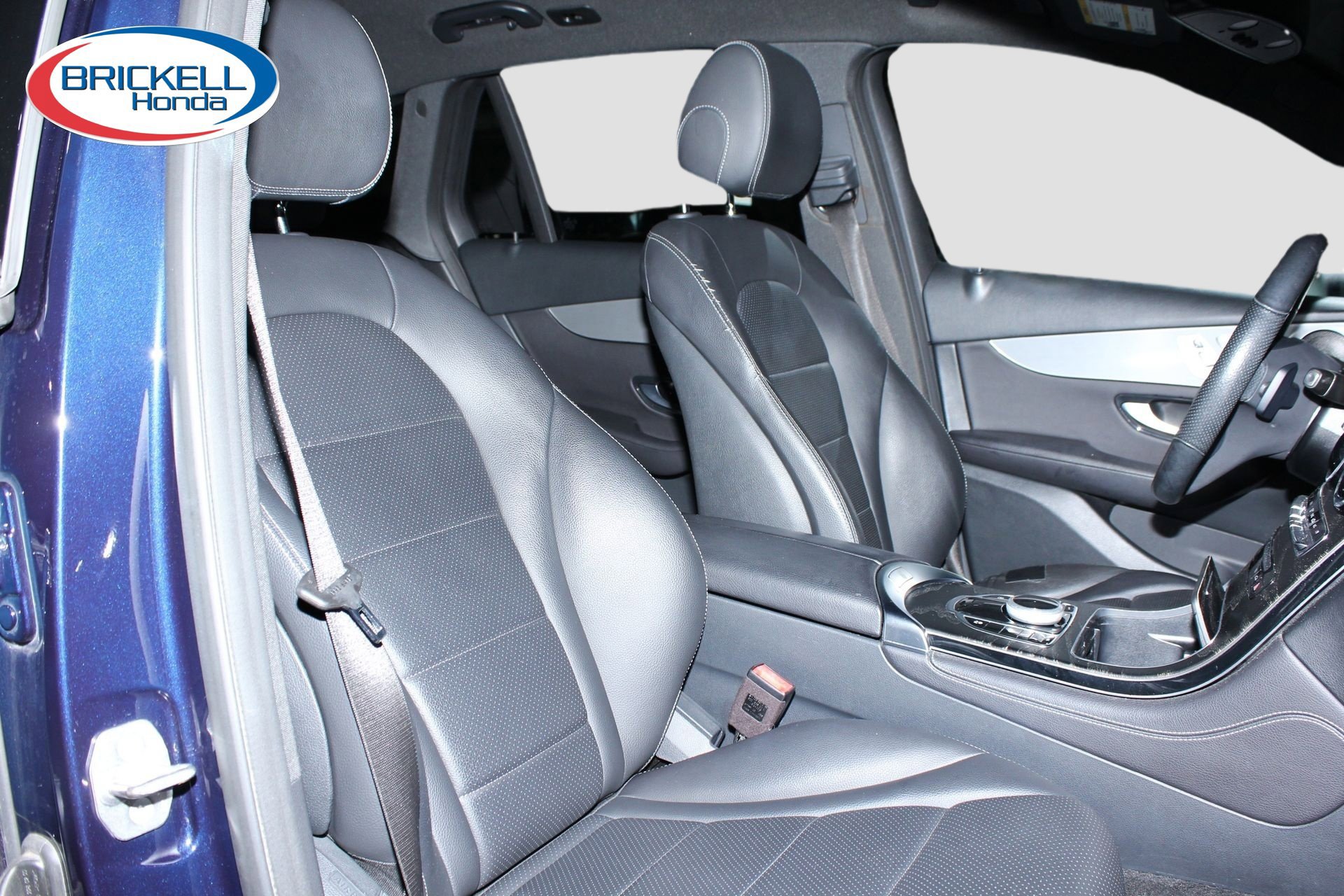 Used 2019 Mercedes-Benz GLC 300 image 16
