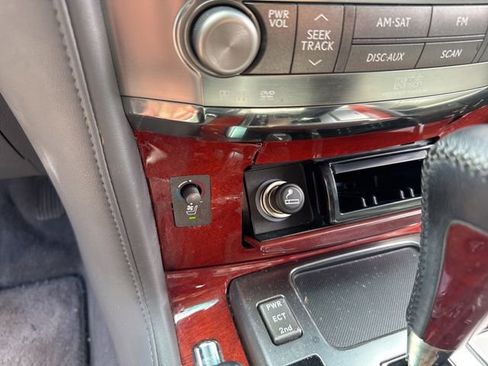 Used 2009 Lexus LX 570 4WD image 26