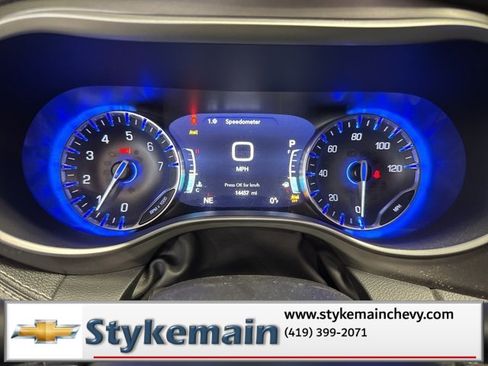 Used 2022 Chrysler Pacifica Touring-L image 47