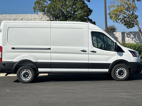 New 2026 Ford Transit 250 148 Medium Roof w/ Load Area Protection Package image 3