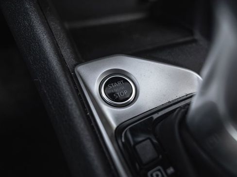 Used 2025 Nissan Altima 2.5 SV image 8