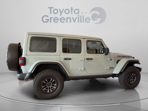 Used 2024 Jeep Wrangler Unlimited Rubicon AWD/4WD image 7