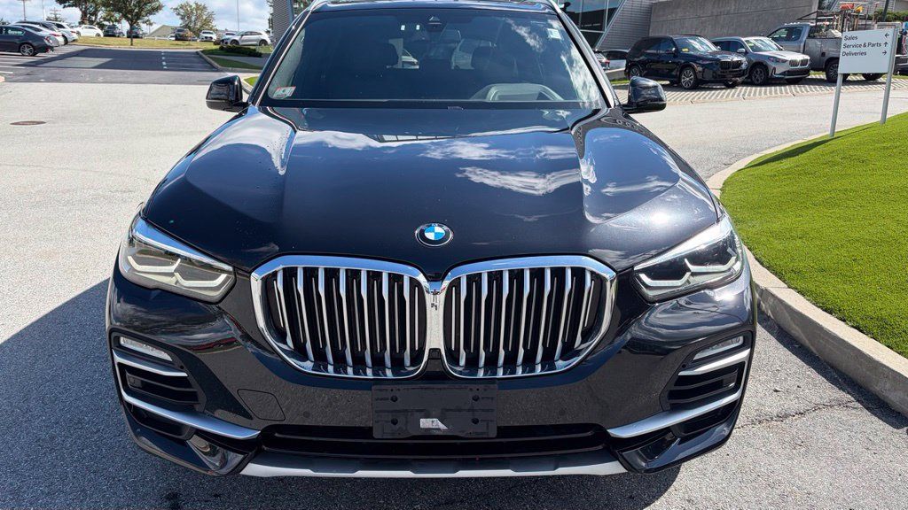 Certified 2021 BMW X5 xDrive40i w/ Premium Package 2 AWD/4WD image 6