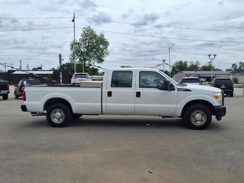 Used 2014 Ford F250 XL RWD image 2