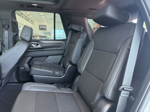 Used 2022 Chevrolet Tahoe LT w/ Luxury Package AWD/4WD image 24