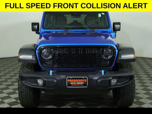 Used 2024 Jeep Wrangler Unlimited AWD/4WD image 8
