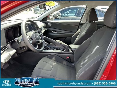Certified 2023 Hyundai Elantra SEL FWD image 16
