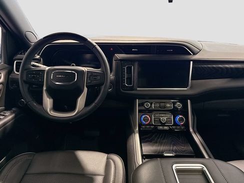 Certified 2023 GMC Yukon Denali w/ Denali Reserve Package AWD/4WD image 23