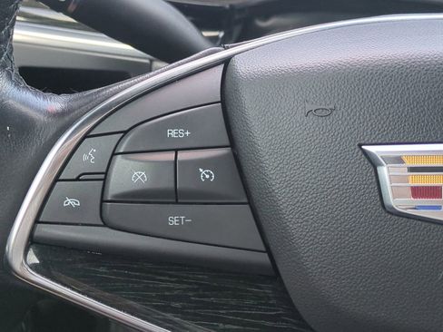 Used 2020 Cadillac XT5 Premium Luxury image 23