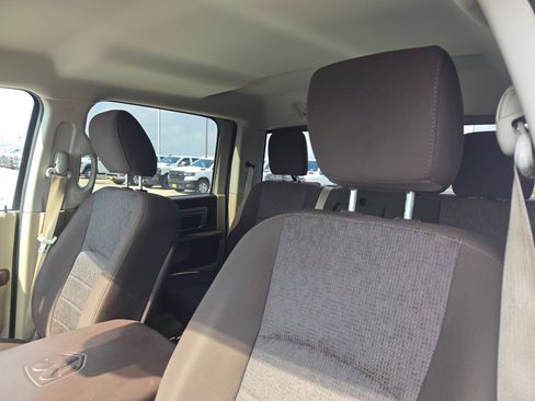 Used 2016 RAM 1500 Lone Star RWD image 9