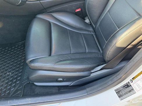 Used 2015 Mercedes-Benz C 300 4MATIC Sedan image 15