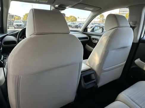 Used 2025 Honda HR-V LX image 23