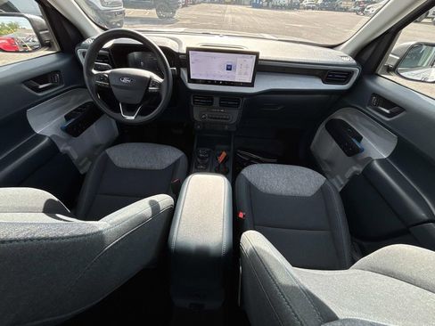 Used 2025 Ford Maverick XLT FWD image 14