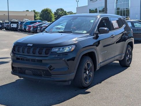 Certified 2023 Jeep Compass Sport AWD/4WD image 4