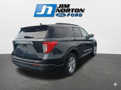 Used 2022 Ford Explorer XLT AWD/4WD image 10