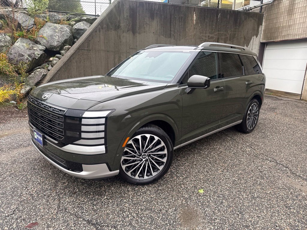 Certified 2026 Hyundai Palisade Calligraphy AWD/4WD image 2