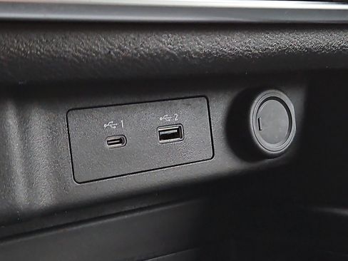 Certified 2023 Nissan Rogue SV w/ SV Premium Package image 21