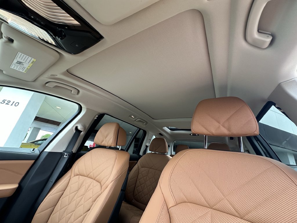 Used 2024 BMW X7 xDrive40i AWD/4WD image 25
