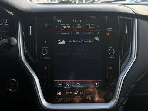 Used 2022 Subaru Outback Premium image 33